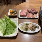 ホルモン焼肉 しまちゃん - 