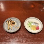 レストラン スノゥ - 右は「シマアジ」、左は「クツゾコ（シタビラメ）」。これも印象に残った料理のひとつ。