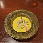 レストラン スノゥ - 「薩摩甘エビとバターナッツ」。これも本当に美味しかった。本文でも紹介したいくらいですが、キリがなくなるのでしませんでしたが、プリプリのエビとバターナッツがあまりにも合います。また食べたい料理。