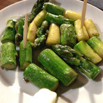 エル バレンシアーノ - グリーンアスパラのプランチャ