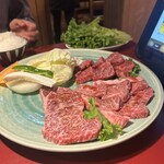 岡崎牧場焼肉店 - 