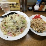 満月食堂 - ちゃんぽん少なめ焼きめし付1120円