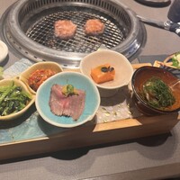 南新宿 和牛焼肉 慶 - 