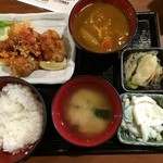Hakata Mangetsu - 今日は田町でお昼になりました。こちらに来るとよく寄る居酒屋さんの500円ランチです。お腹いっぱい。^^