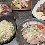 動物園通り もつ肉店 - 