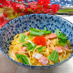 桜小町 - 秋鮭ととびこのわさびクリームパスタ