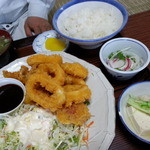 日影茶や - イカリング定食950円