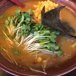 みそ膳 - カレーみそラーメン(๑°◡ु˂̶๑ૂ)

カレーの香りが漂って美味しかった(⑅´•⌔•`)*✲ﾟ*｡