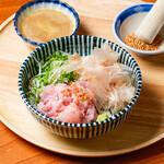 ごまだれネギトロ丼
