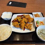 百菜百味 - 若鶏から揚げの唐辛子炒め　1,200円