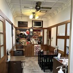 川越黄金焼店 - 店内