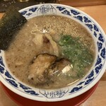 九州らーめん 亀王 - 亀王らーめん昔味(濃厚とんこつ)