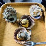 海女小屋はちまんかまど - 