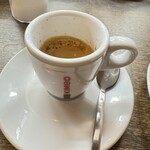 ラ カッレッタ - エスプレッソかドルチェどちらかがランチに含まれるが、ドルチェも食べたかったのでコレは別料金¥200でお願いした。