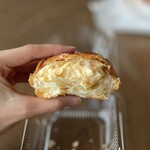 BOULANGERIE PANJA - シュークリーム断面