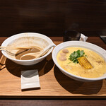 NIBOSHI MANIA - わくわくコーンの冷やし嶽きみソバ着丼