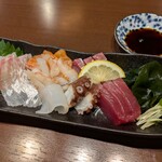 いちもん - 刺身盛合せ 750円　(2024.9)
