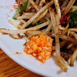 人生餃子 - 皿台湾チャーシュー1枚（ちょい辛・にんにくOK）＋麺大盛り＋野菜大盛り