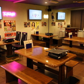 アットホームな店内は、お一人様からグループのご利用も◎