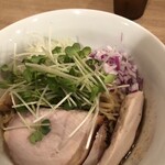 人力俥 - メンマ、豚と鶏胸チャーシューが旨い！