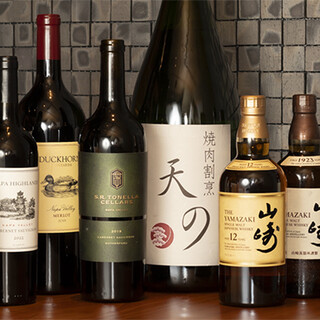肉料理と共に愉しむ。ワインや各地の旬の日本酒、国産ウィスキー