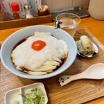 手打ちうどん 上を向いて - 