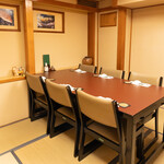 鮨 えい輝 - 4名様～6名様までご利用いただけます。