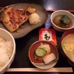 吟漁亭保志乃 - 大ムツかま西京焼定食