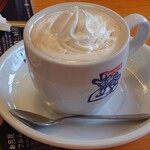 珈琲所コメダ珈琲店 - ウインナーコーヒー600円