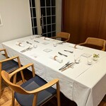 ウシマル - 店舗内観