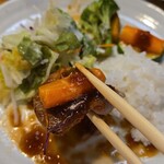 キッチン ブルー グローブ - ソテーと人参