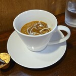 キッチン ブルー グローブ - ホワイトコーヒーへ