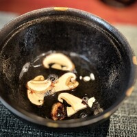 蒼 - やっぱり鱧のコンソメ、好きですねぇ。
                松茸まで入ったら、その香りがなんともギルティ〜(^^)