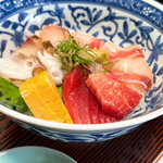 一会 - 海鮮丼（1400円）
