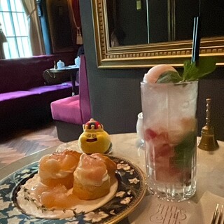 クワイエット・ティーサロン・バイ・ビターズエンドクラブ_1