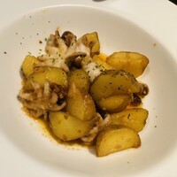 Oysterbar&Wine BELON 渋谷店 - イイダコとじゃがいものソテー