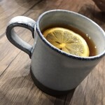 cake＆cafe AMUU - ホットレモンティーで、ほっと癒される♡