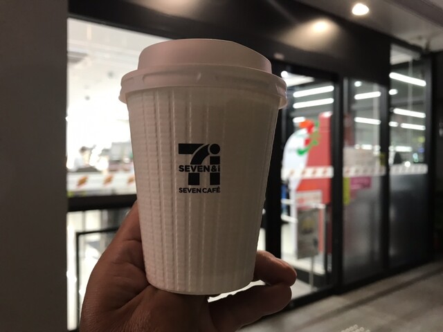 セブンイレブン 仙台榴岡3丁目店（SEVEN ELEVEN） - 宮城野通（コンビニ・スーパー）の写真