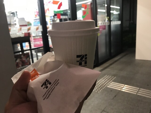 セブンイレブン 仙台榴岡3丁目店（SEVEN ELEVEN） - 宮城野通（コンビニ・スーパー）の写真