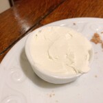 HAGI - ミルククリーム