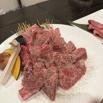 炭火焼肉 山頂 - 