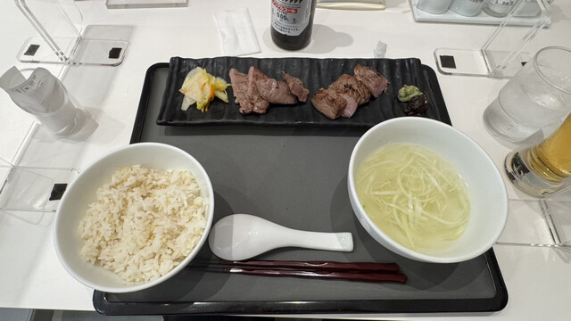 冠舌屋 長者原SA下り線（カンタンヤ） - 古川（牛タン）の写真