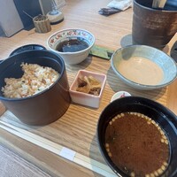 しゃぶしゃぶと焼肉 わにく ミッドランドスクエア店 - ご飯は白米と選べました！五目ご飯おかわりしたいほど美味しかった