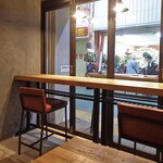 セカイホテル - ロビー（カフェスペース）