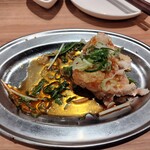 博多鉄なべ 無限餃子 - 油淋鶏