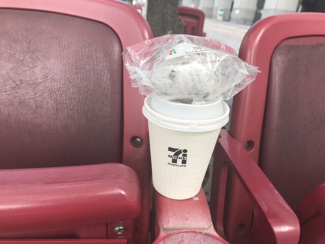 セブンイレブン 仙台榴岡3丁目店（SEVEN ELEVEN） - 宮城野通（コンビニ・スーパー）の写真