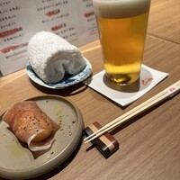 飯家 くーた 西中洲本店 - お通し。おしぼりがいい感じで好き。お箸も先端が細くて色々食べやすい。