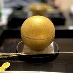 よし町 - 最初のお浸し、お月見の季節だから可愛い器で出してくれたのー♪