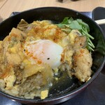 親子丼と鶏料理 鶏山賊 - 