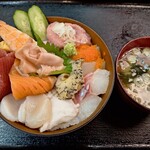 和食亭かどい - 特選海鮮丼